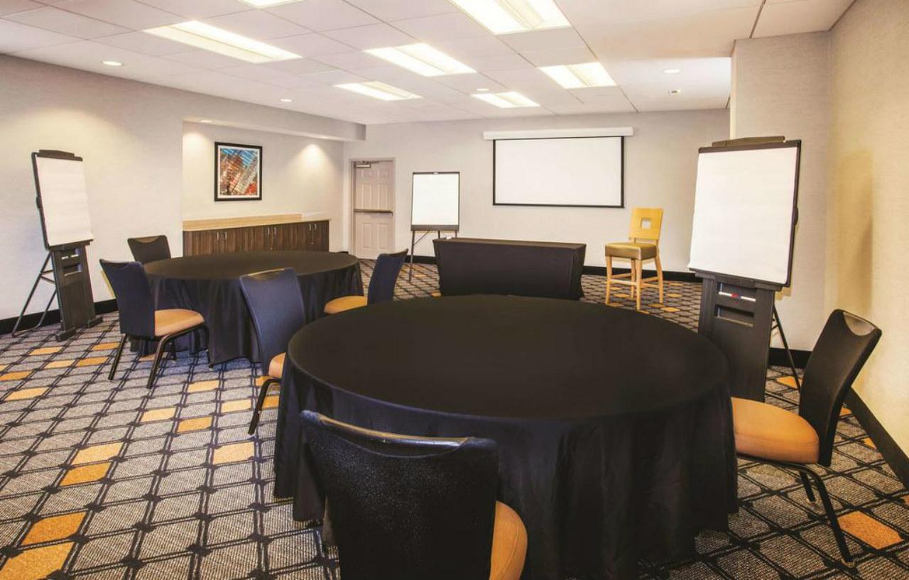 La Quinta Inn & Suites By Wyndham Chicago Downtown מראה חיצוני תמונה